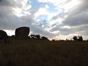 serengeti-rocks